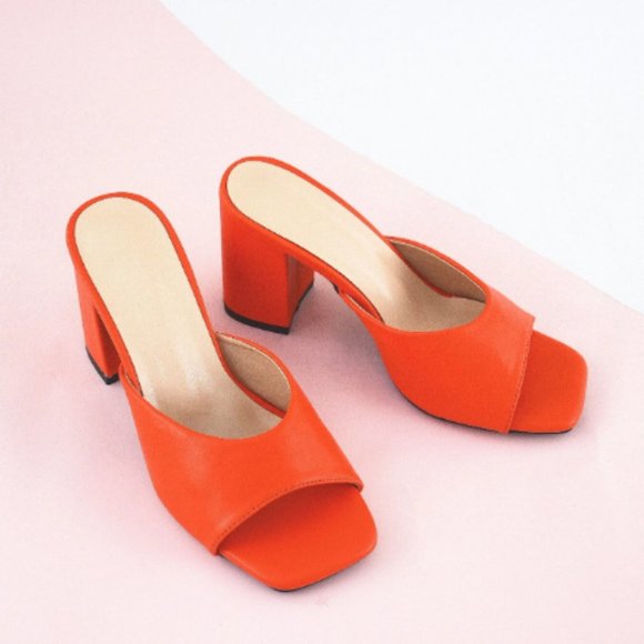 NWOT Minimalist Chunky Heeled Mule Sandals - Picture 1 of 5
